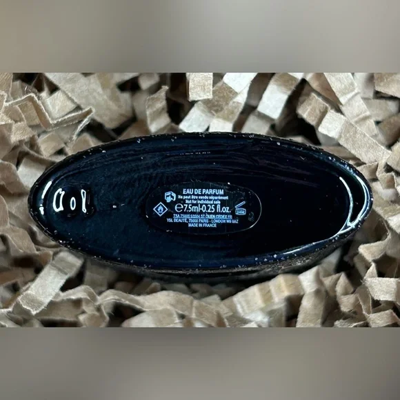 Yves Saint Laurent
Black Opium EDP Mini Splash - Picture 6 of 11